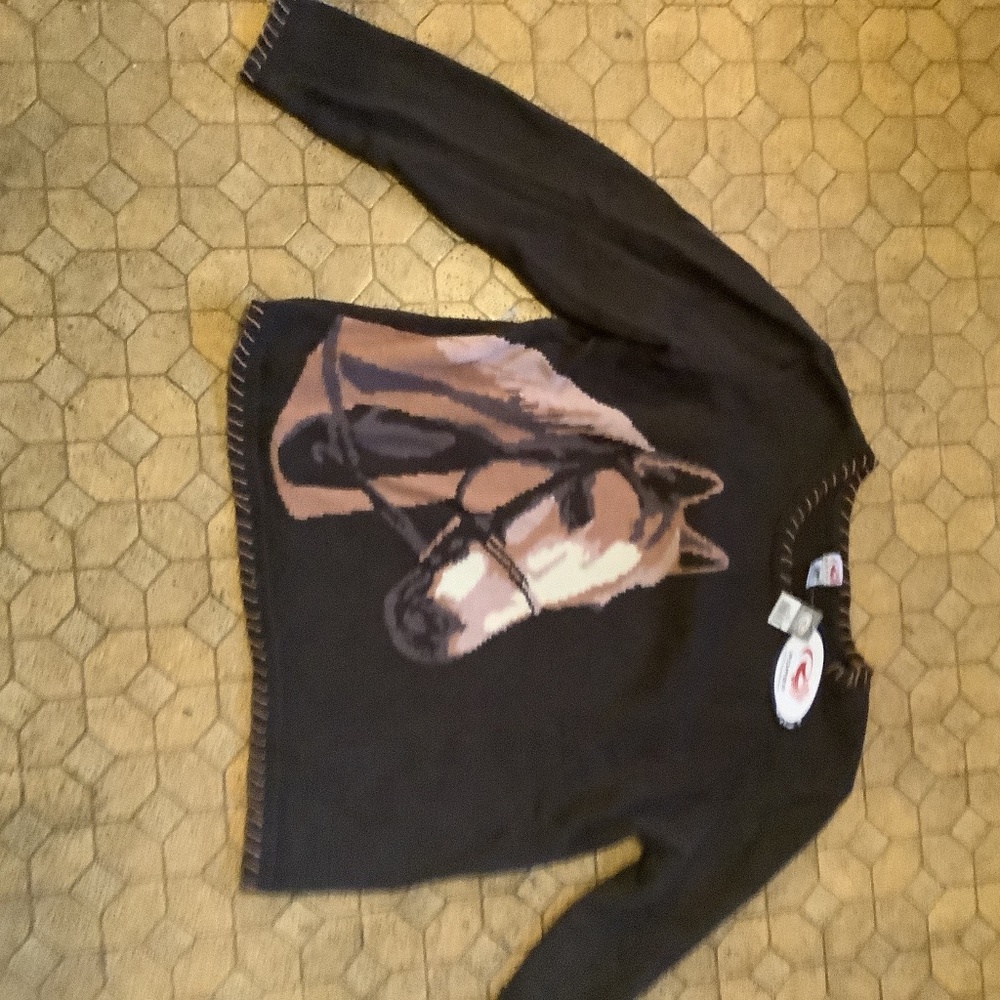 Brown Roper Xl sweater with horse motif.